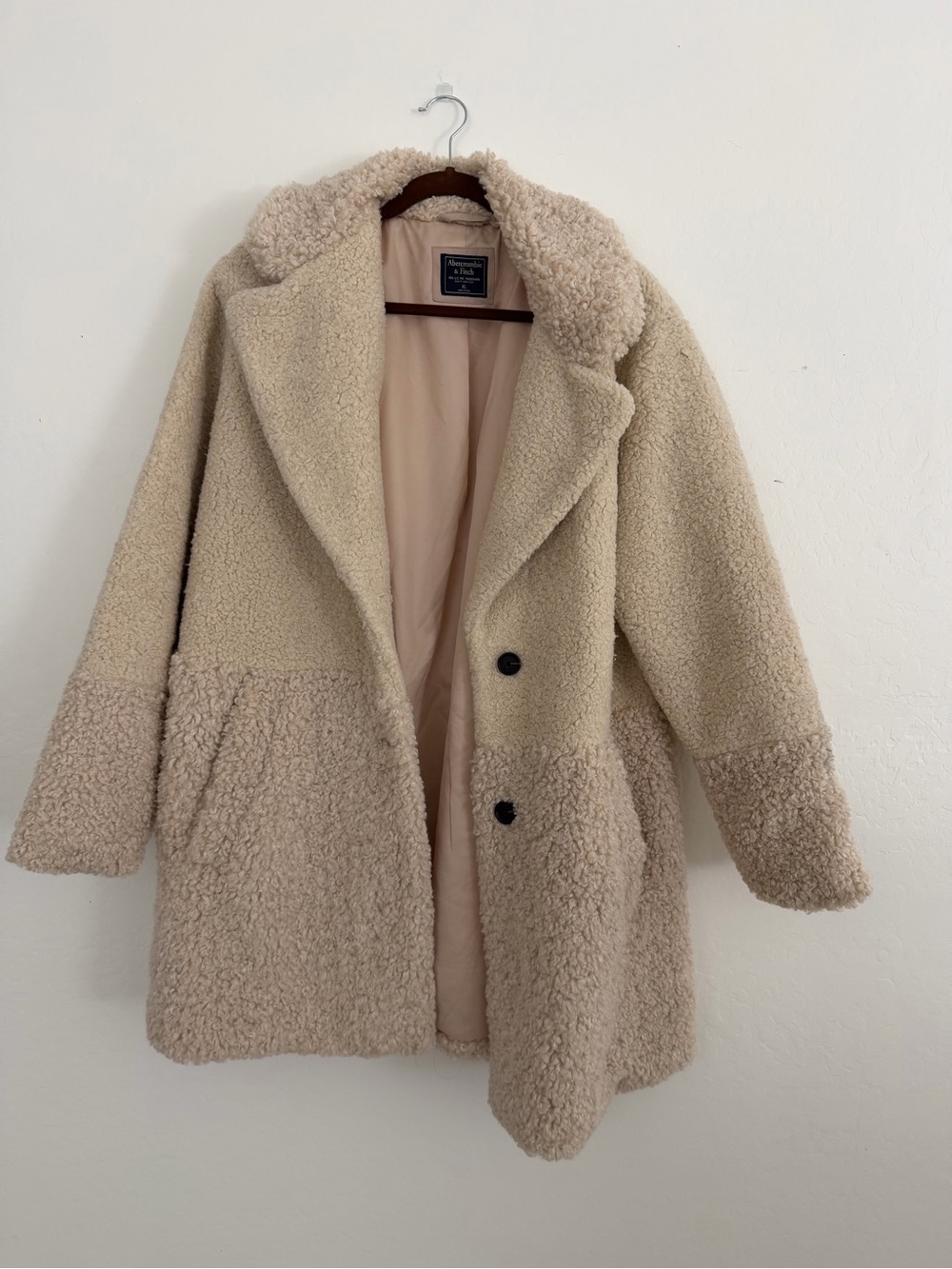 Abercrombie & Fitch Two-Tone Cream Teddy Coat